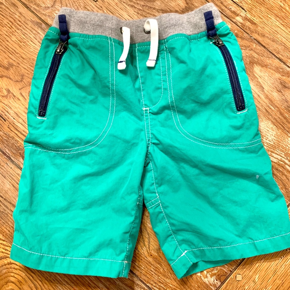 mini Boden shorts 6Y